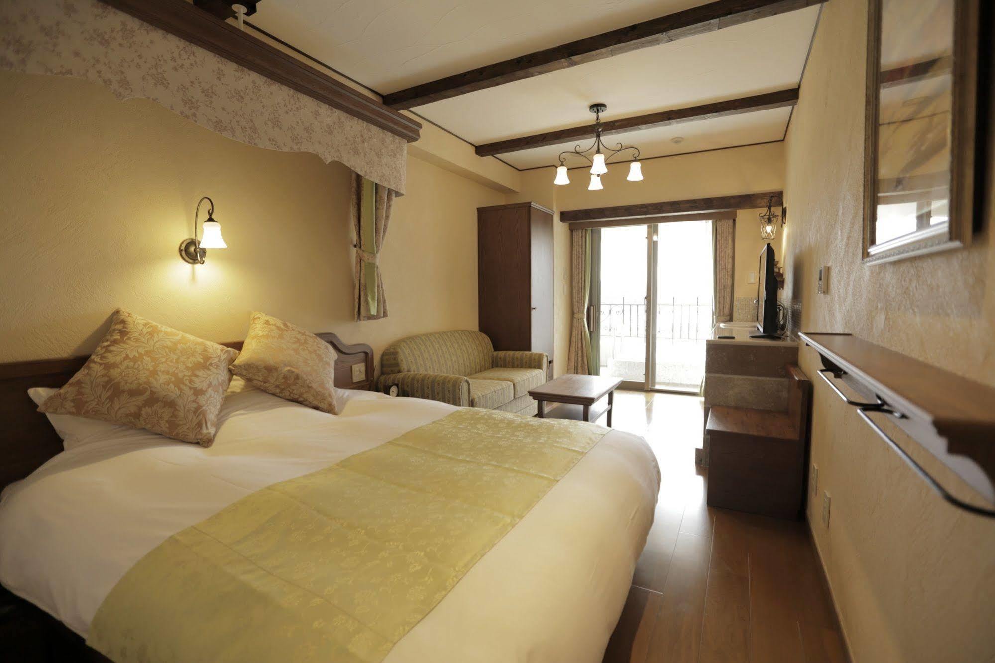 La Vista Fujikawaguchiko Hotel Buitenkant foto